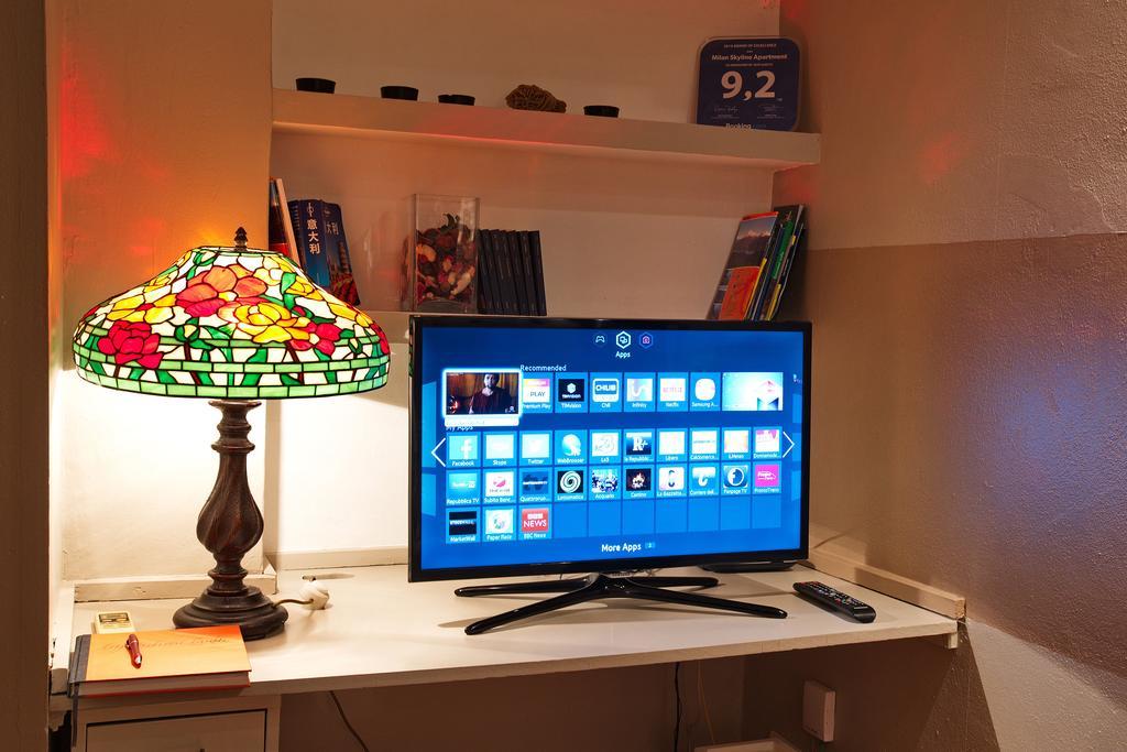 Appartement Skyline In Citta Studi A 1 Minuto Dal Metro Con Terrazzo Wi-fi E Netflix *