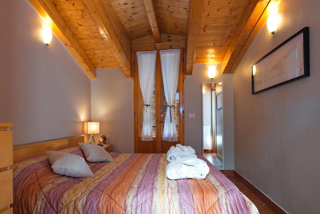Appartement Skyline In Citta Studi A 1 Minuto Dal Metro Con Terrazzo Wi-fi E Netflix
